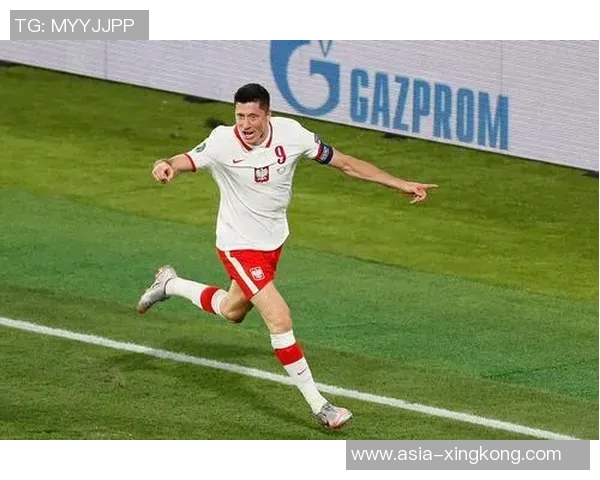 莱万领衔球队再创辉煌新赛季展望与个人目标分析